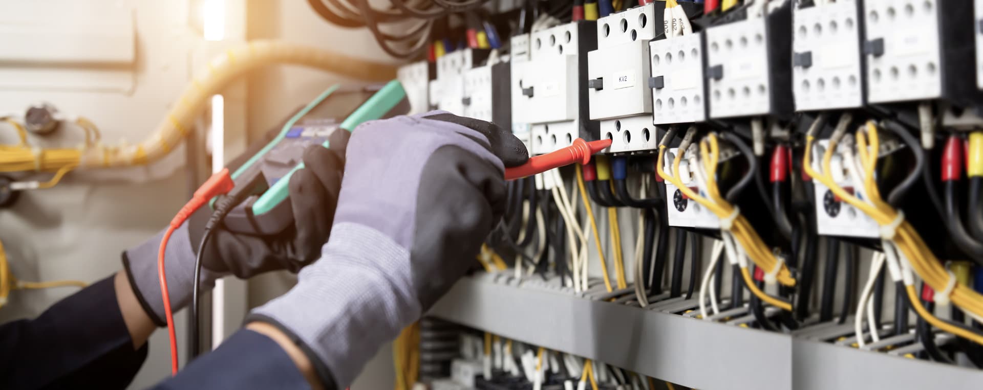 ¿Necesita un electricista de confianza en Lugo?